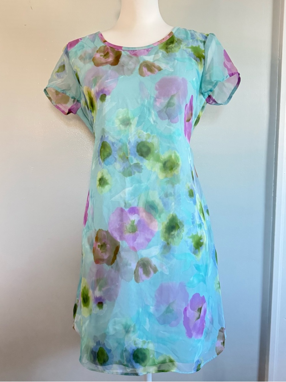 Watercolor-like Blue and Purple Floral Dress with Waist Tie